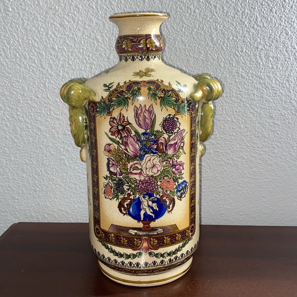 China  vase ceramic faux crackle vase of flowers print